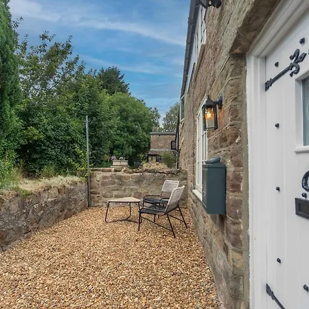 Cosy 2-bed In By Mcpi Hosting, Perfect For Families, Couples And Friends *